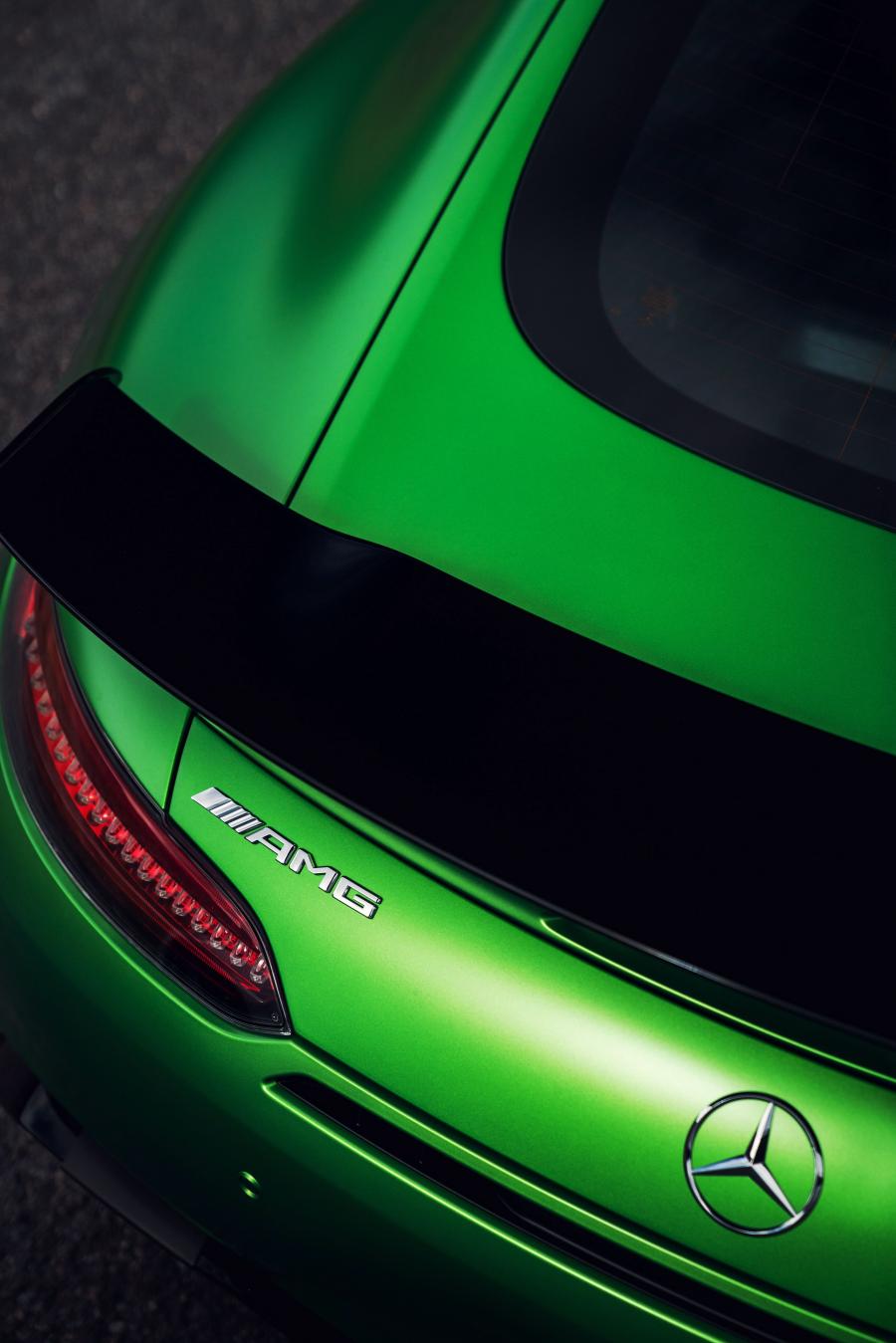 Детали экстерьера Mercedes-AMG GT R 2017 года  (UK) (фото 15 из 40)